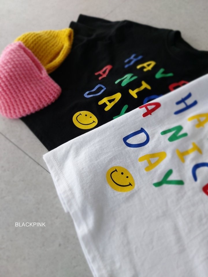Nice Day Box Tee