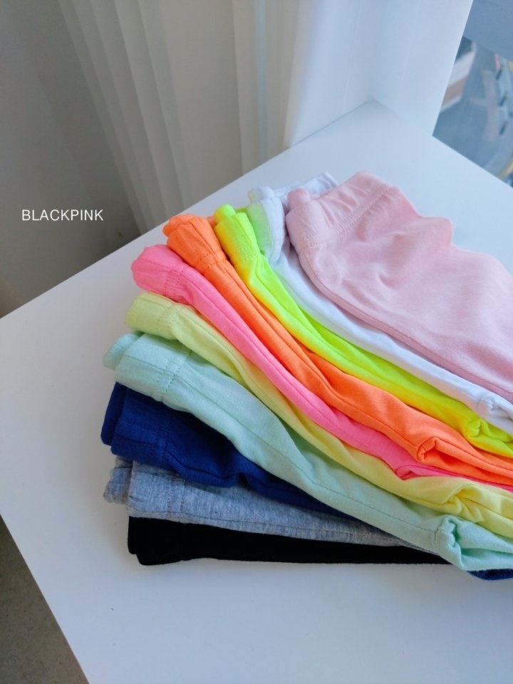 Cool Leggings Cropped Shorts