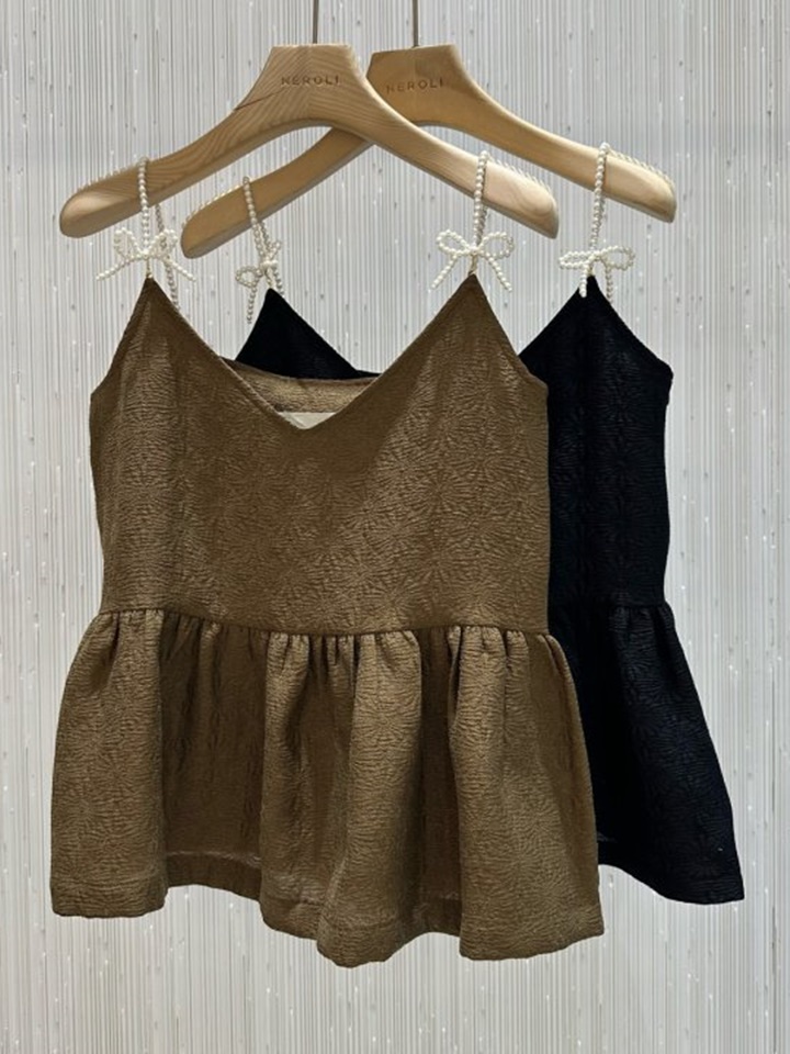 Pearl Shirring Sleeveless Tee