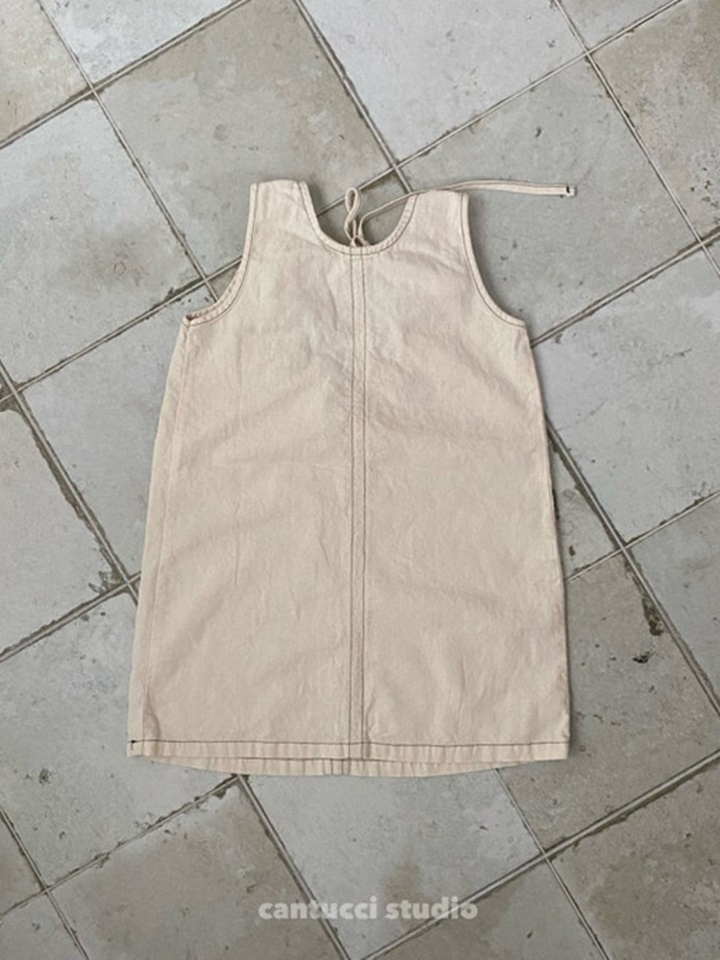 Lilyn L One-Piece