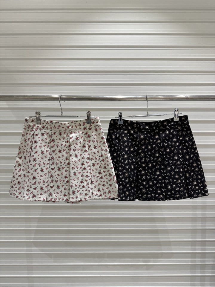 Flower Pleats Skirt