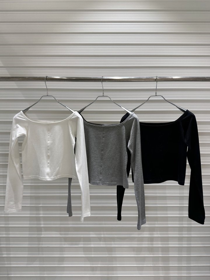 Off Shoulder Tee