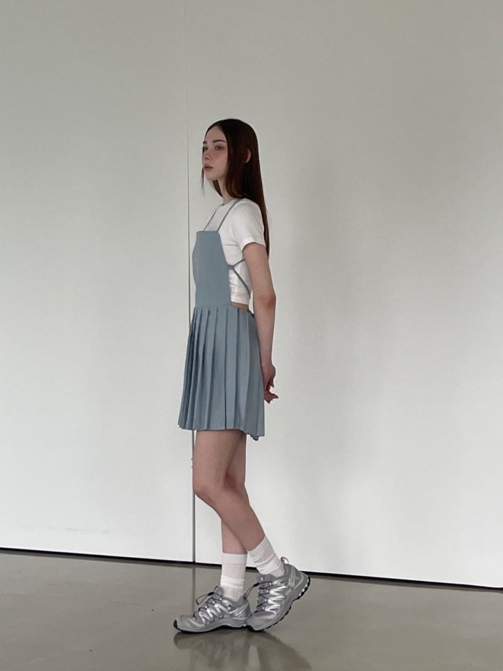 Maron Crop Tee