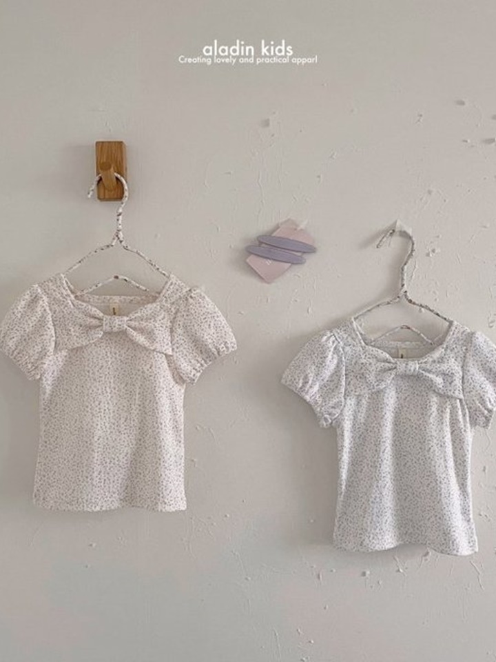 Ribbon Small Flower Puff Tee