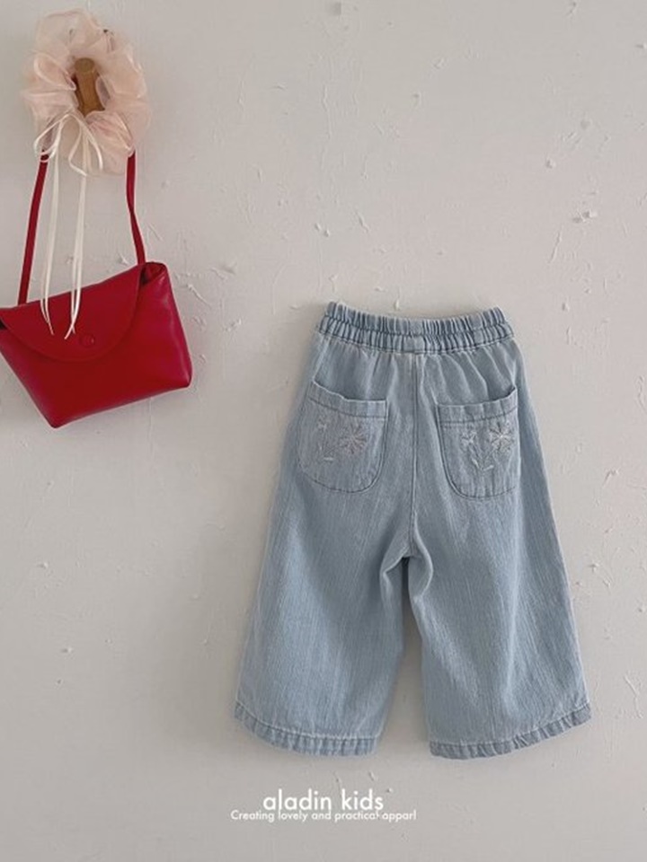 Embroidery Denim Pants