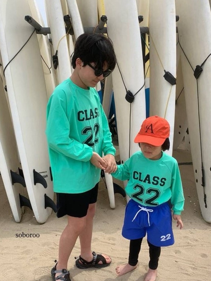 Classic Rash Guard With Mom