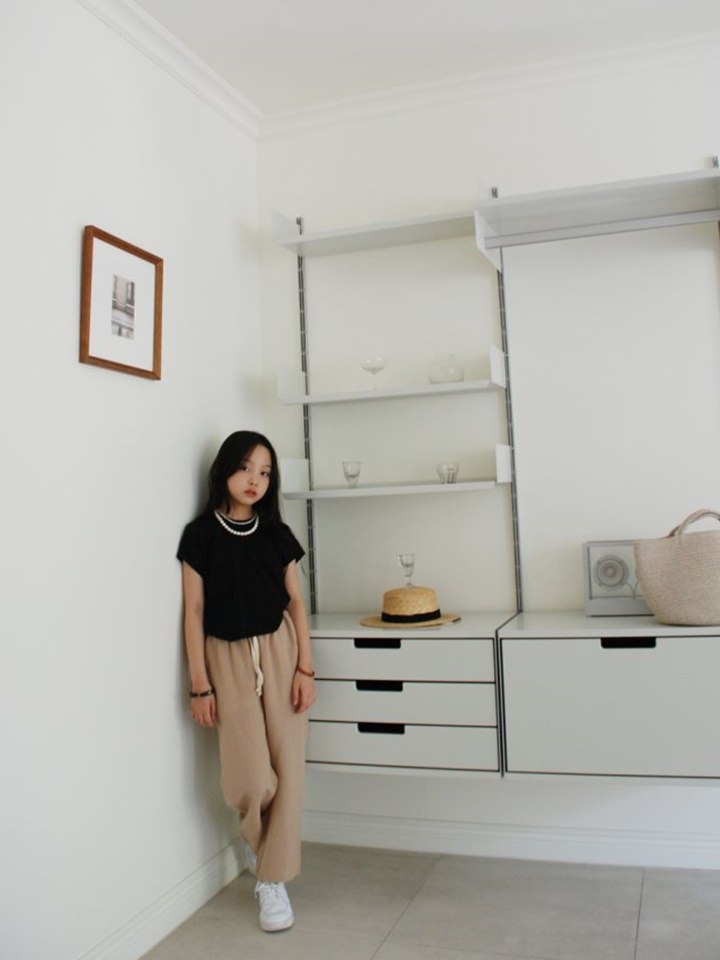 Semi Crop Tee