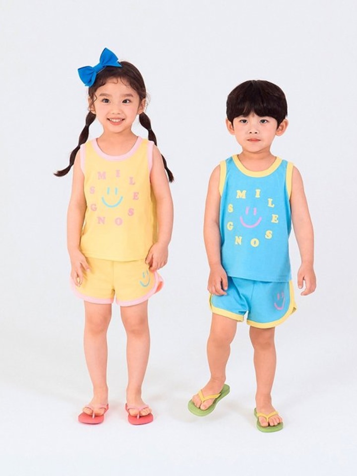 Smile Song Top Bottom Set