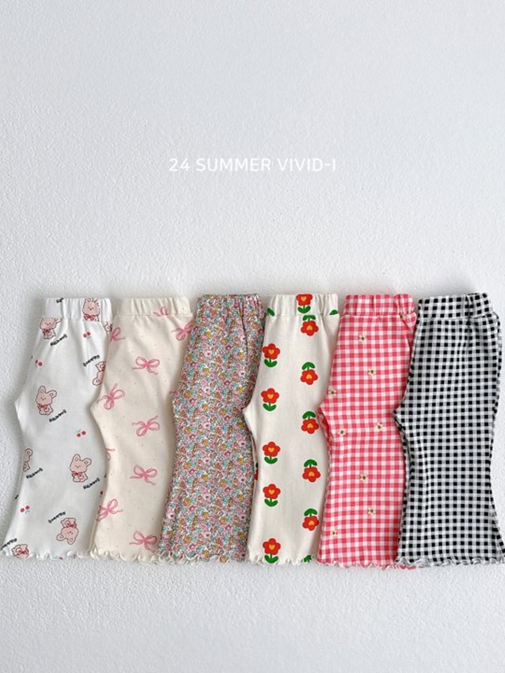Pattern Wide Cropped Shorts