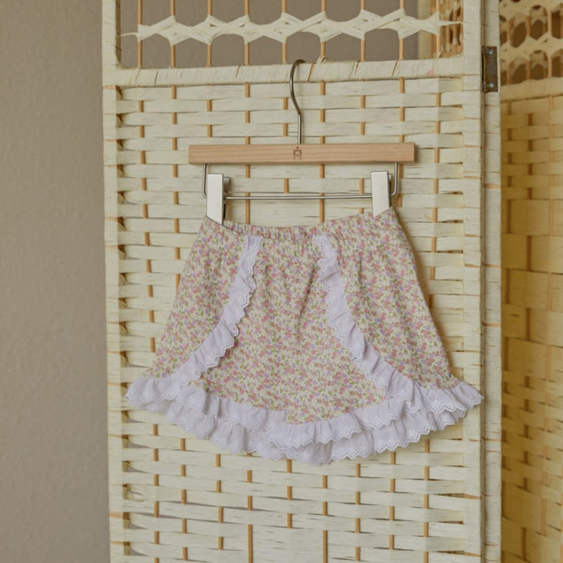 A-Market - Korean Children Fashion - #littlefashionista - Flower Frill Pants - 4