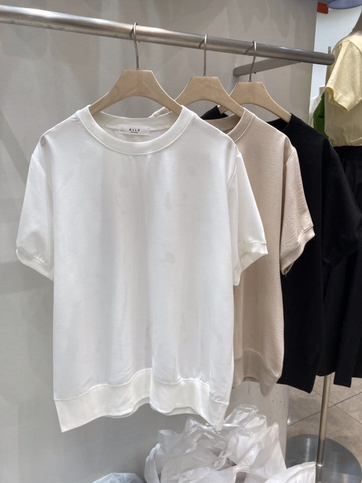 Allu - Korean Women Fashion - #womensfashion - Silk Sweatshirt Short Sleeve Tee - 5
