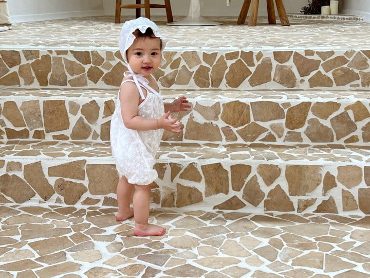 Bebe Nine - Korean Baby Fashion - #babyclothing - Flower Punching Body Suit - 9