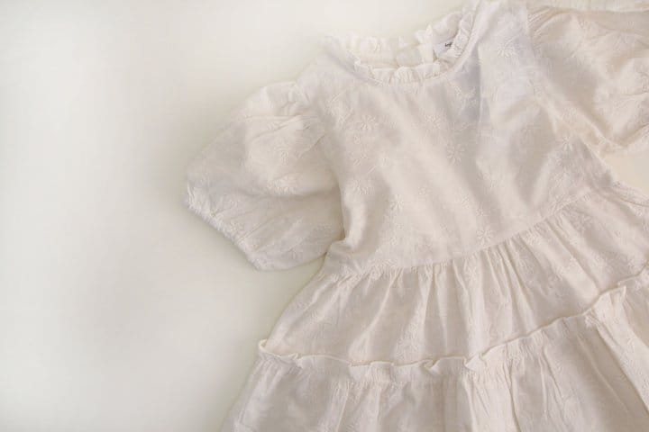 Bienvenu - Korean Children Fashion - #childrensboutique - Embroidery Kan Kan Blouse - 11
