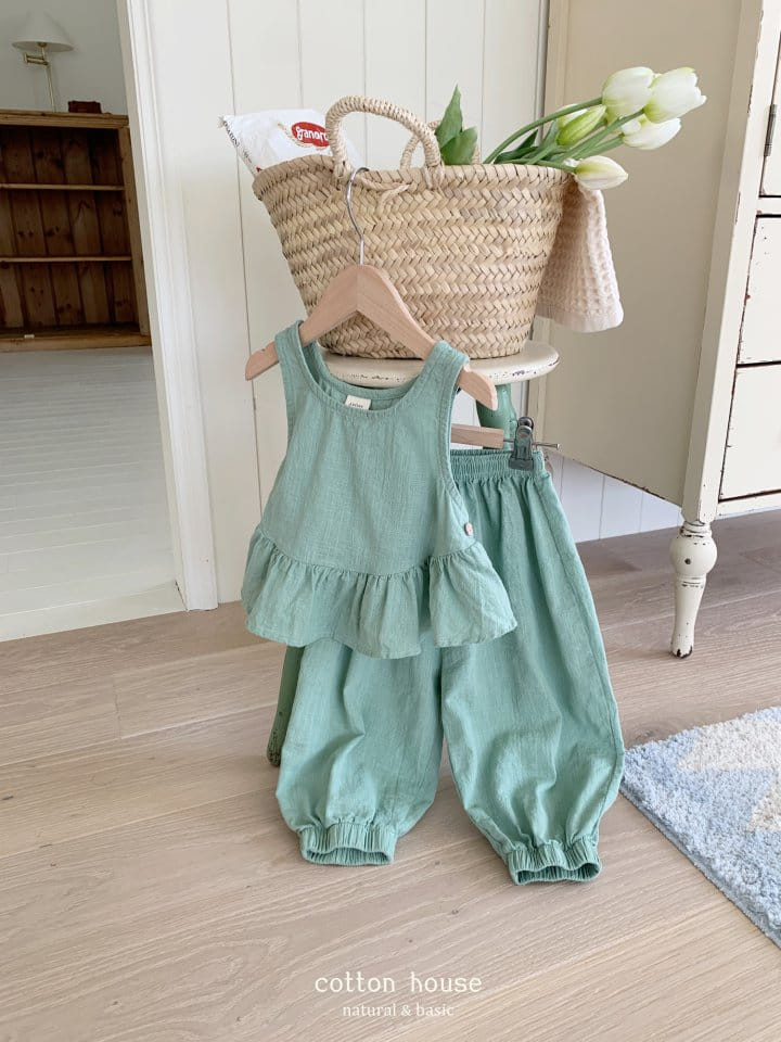 Cotton House - Korean Children Fashion - #discoveringself - Frill Sleeveless Top Bottom Set - 3