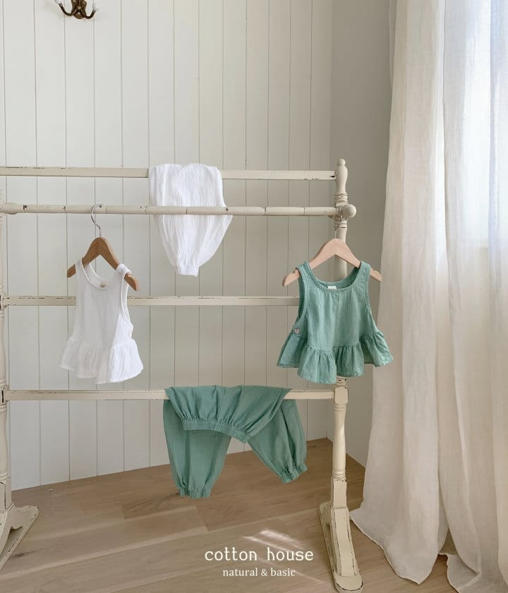 Cotton House - Korean Children Fashion - #littlefashionista - Frill Sleeveless Top Bottom Set - 9