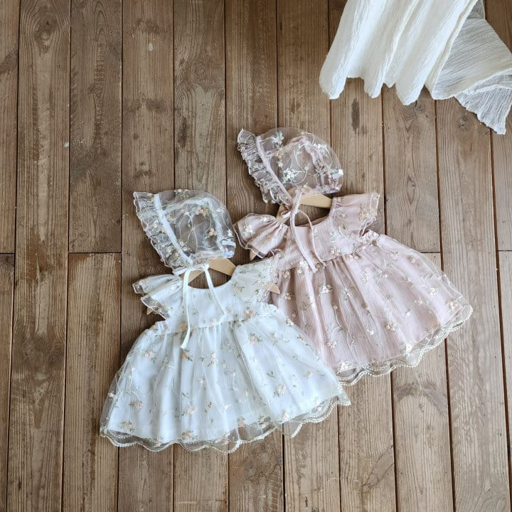 From J - Korean Baby Fashion - #babyboutiqueclothing - Emily Embroidery One-Piece With Bonnet - 3