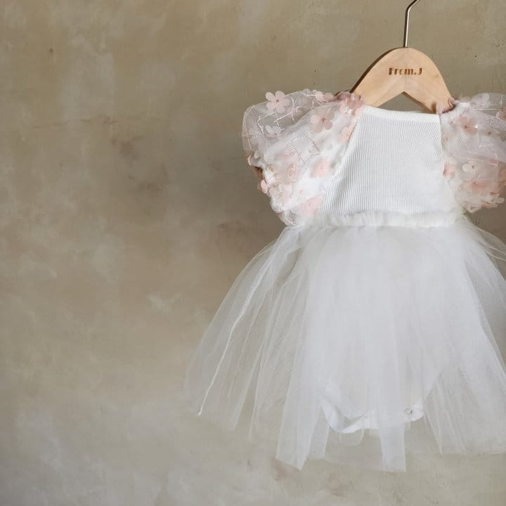 From J - Korean Baby Fashion - #babyclothing - Daisy Flower Sha Sha Body Suit - 3