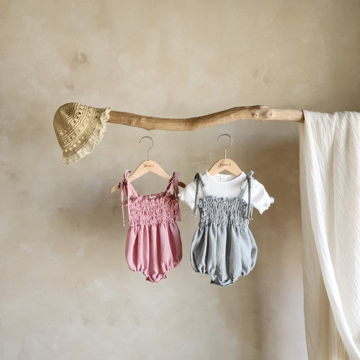 From J - Korean Baby Fashion - #babyoninstagram - Roen Smoke Body Suit