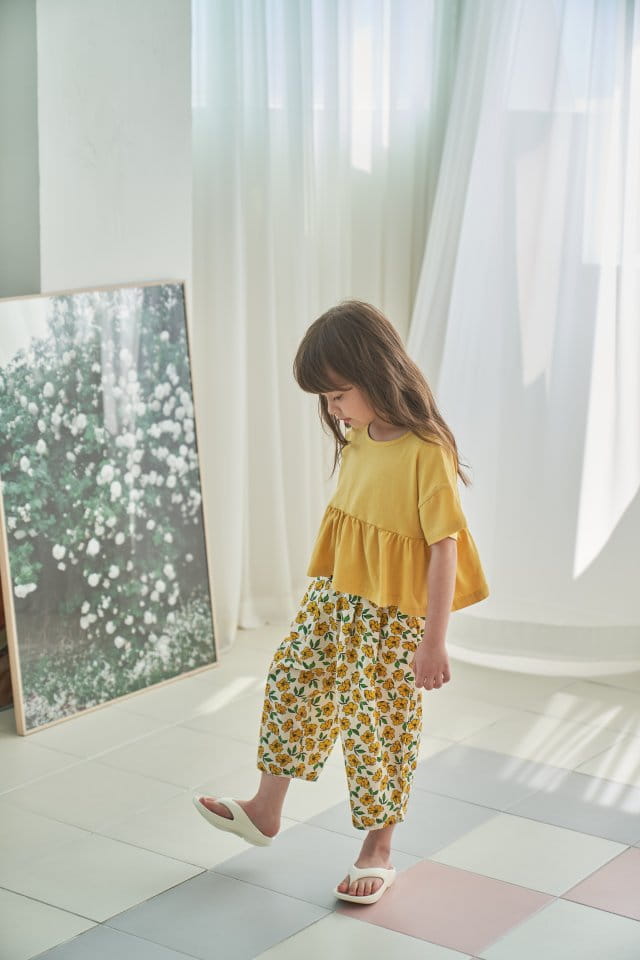 Green Tomato - Korean Children Fashion - #prettylittlegirls - Flower Wrinkle Pants - 2