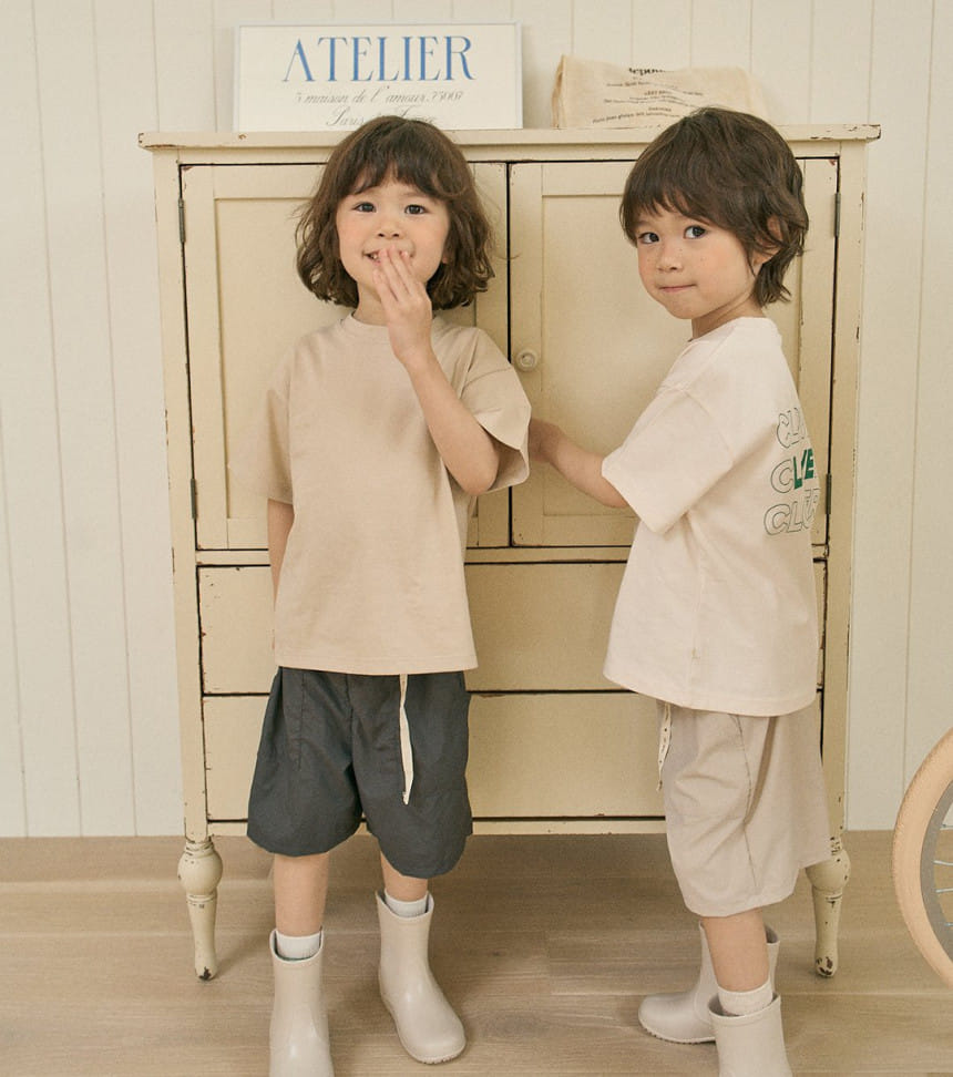 Here I Am - Korean Children Fashion - #minifashionista - Adult Cleaver Tee - 5