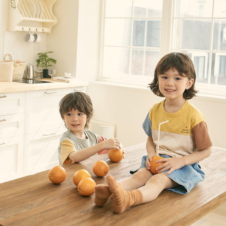 Here I Am - Korean Children Fashion - #todddlerfashion - Stone Coloring Tee - 2