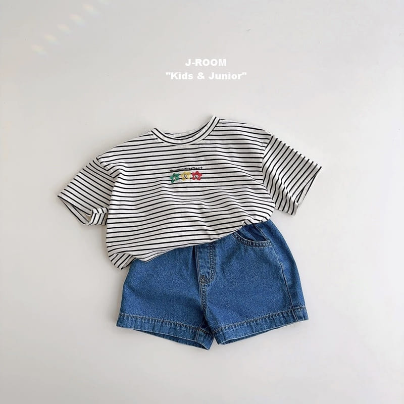 J-Room - Korean Children Fashion - #todddlerfashion - Flower Embroidery Crop Tee - 4