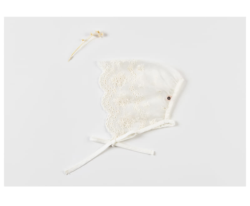 Kids Clara - Korean Baby Fashion - #babyoninstagram - Elf Lace Bonnet - 5