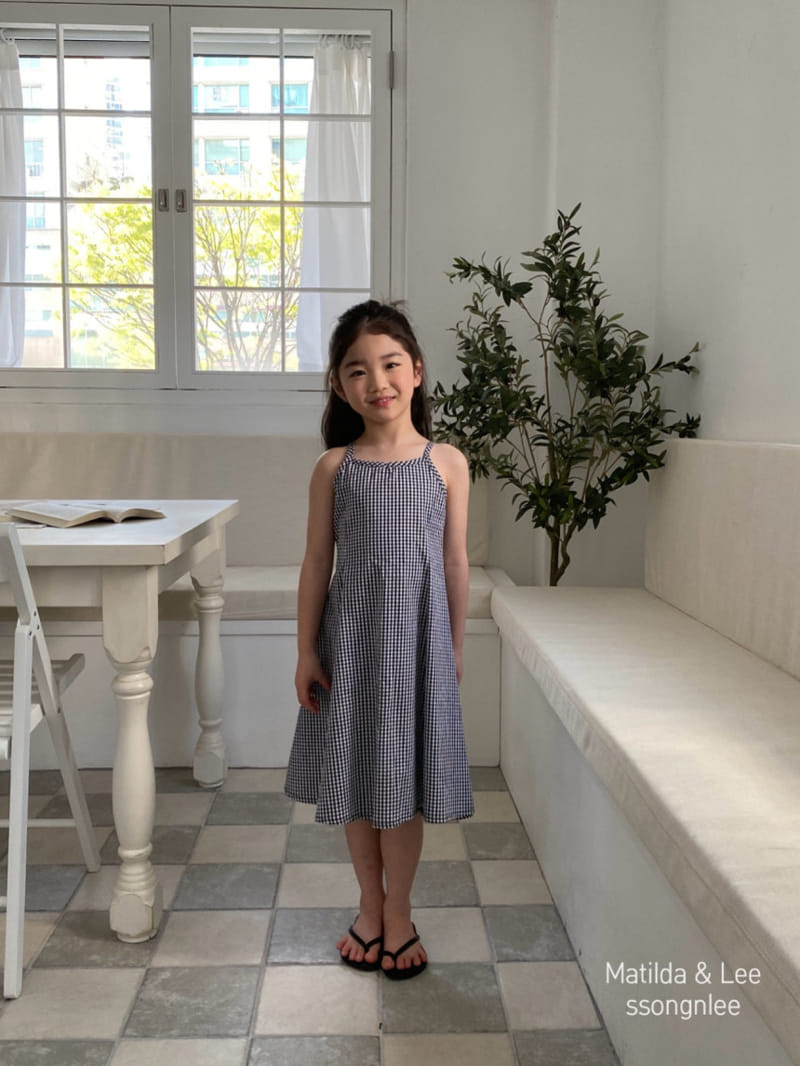 Matilda & Lee - Korean Children Fashion - #stylishchildhood - Sleeveless Slit One-Piece - 2