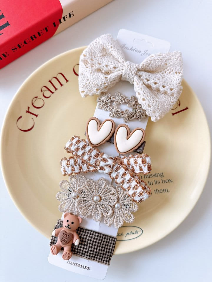 Mins - Korean Children Fashion - #magicofchildhood - Knit Bear Hair Pin Set - 5