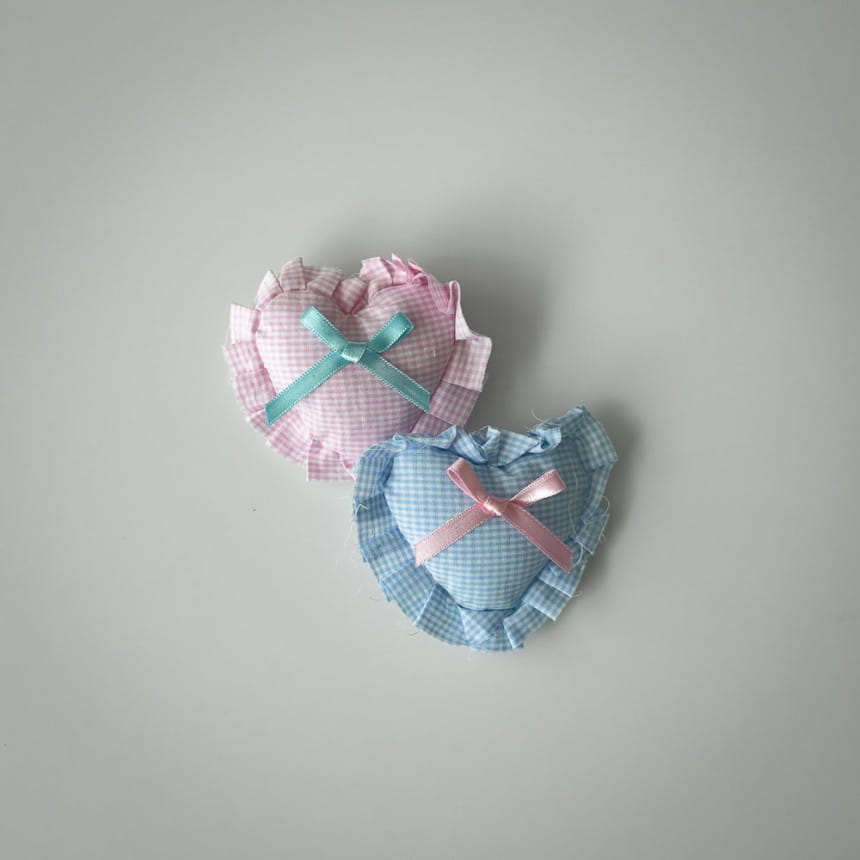 Onu - Korean Children Fashion - #discoveringself - Heart Broch