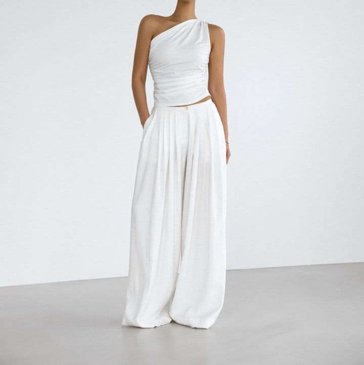 Paper Moon - Korean Women Fashion - #momslook - Bamboo Pleated Pin Tuck Wide Trousers - 7