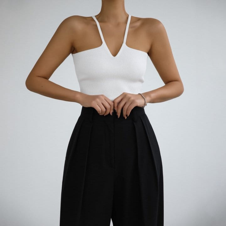 Paper Moon - Korean Women Fashion - #momslook - V Line Strap Ribbed Knit Sleeveless Top - 2