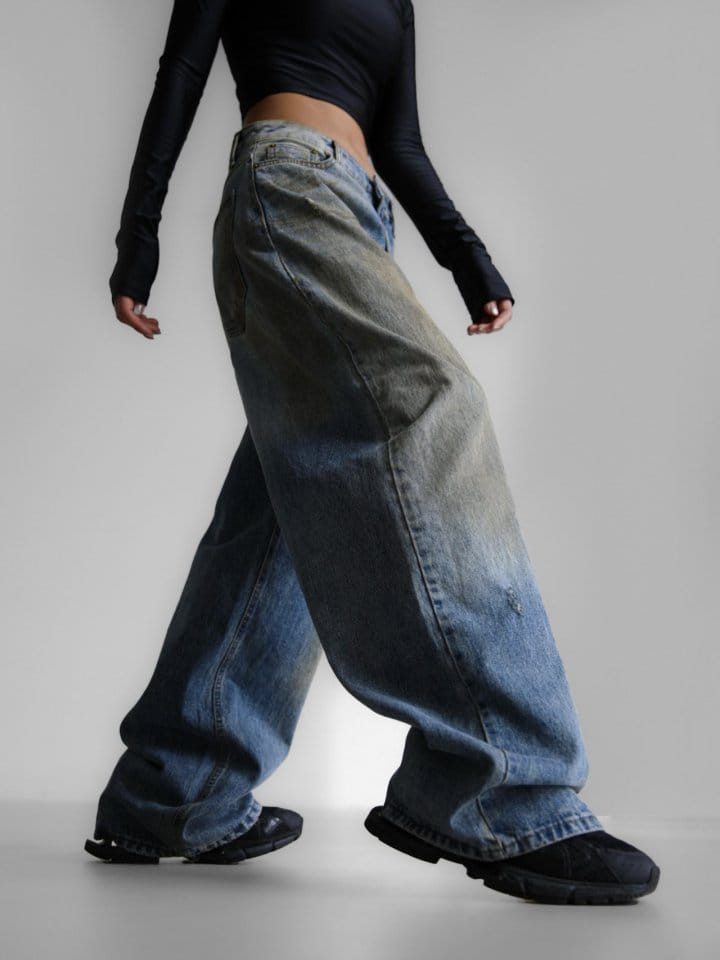 Paper Moon - Korean Women Fashion - #momslook - Dusty Mud Washed Wide Denim Trousers - 3