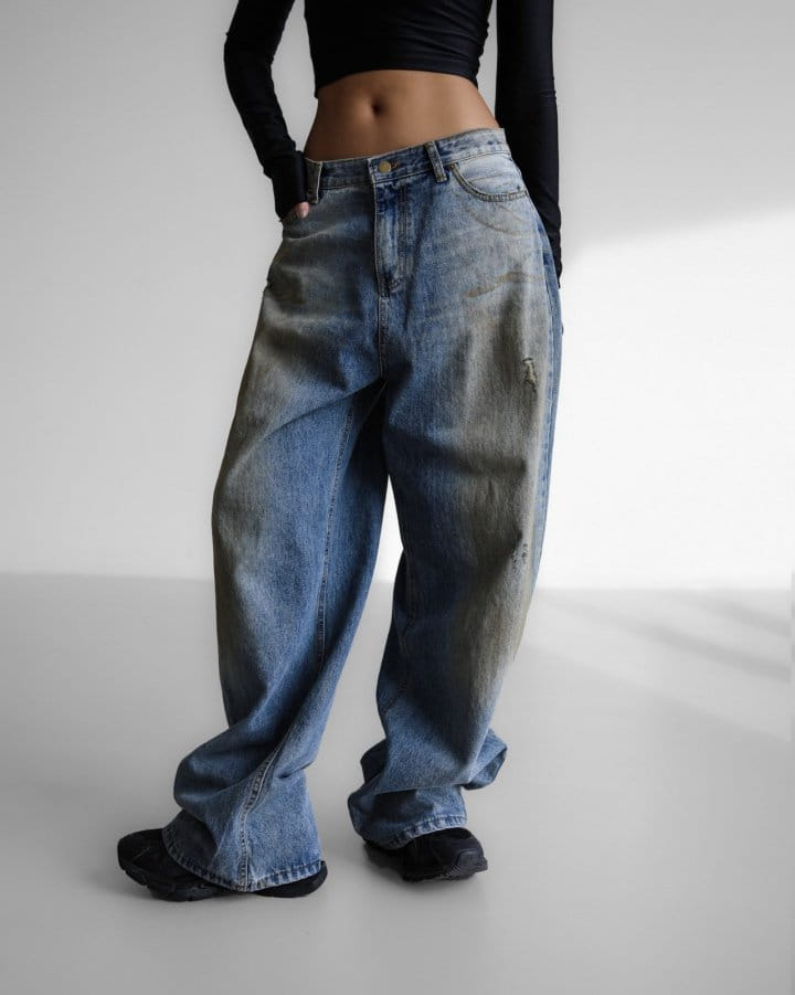 Paper Moon - Korean Women Fashion - #vintagekidsstyle - Dusty Mud Washed Wide Denim Trousers - 10