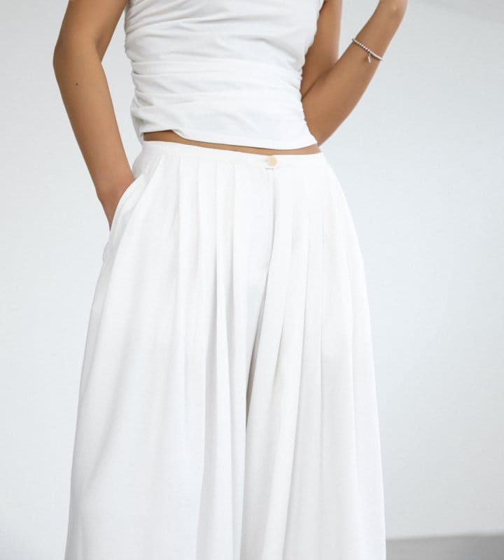 Paper Moon - Korean Women Fashion - #womensfashion - Bamboo Pleated Pin Tuck Wide Trousers - 8