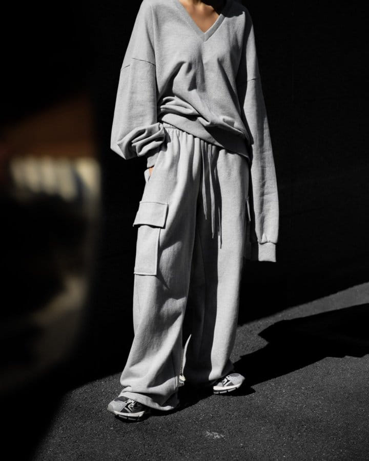 Paper Moon - Korean Women Fashion - #momslook - Cargo Pocket Wide Sweat Pants - 4