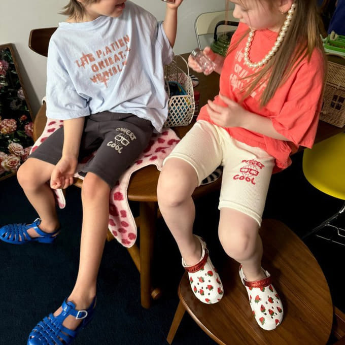 Poisson - Korean Children Fashion - #discoveringself - Berry Waffle Leggings