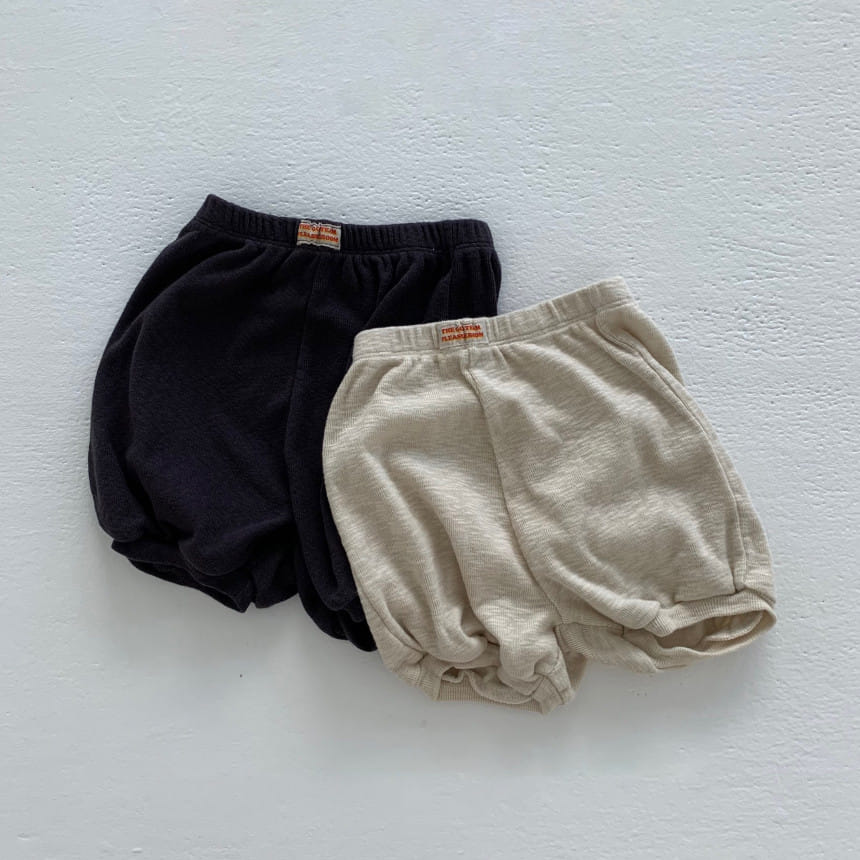 go;u - Korean Baby Fashion - #babygirlfashion - Noodles Shorts