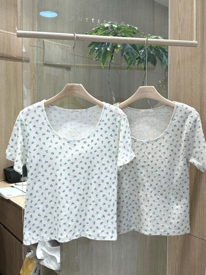Ribbon Eyelet Tee