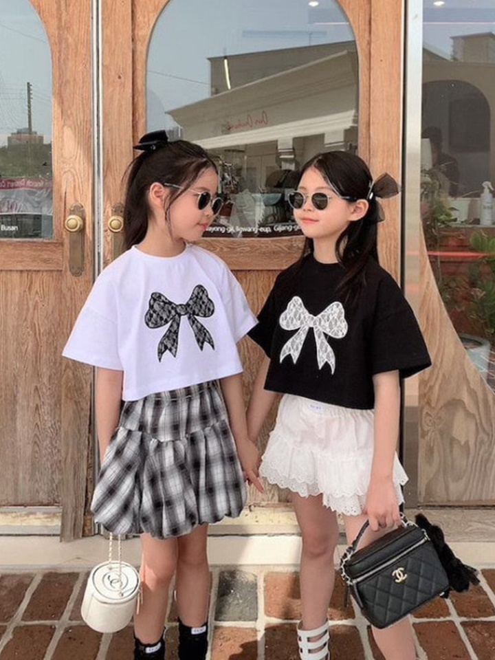 Lace Ribbon Tee With Mom