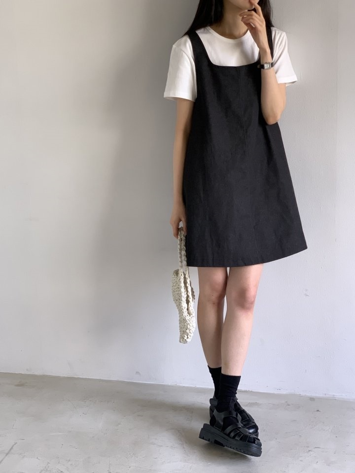 Ain One-Piece