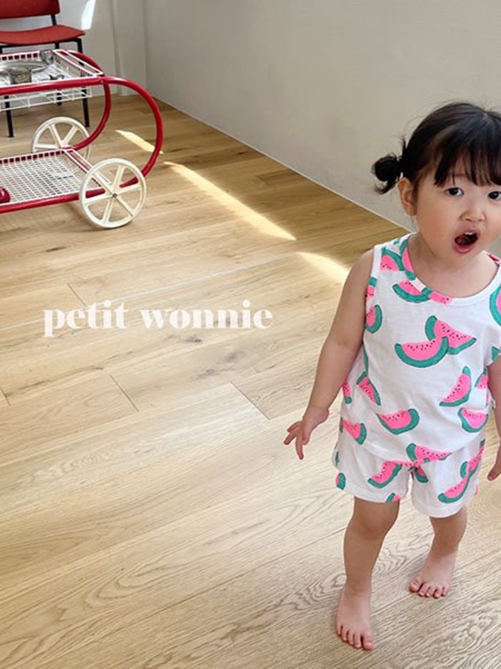 Water Melon Sleeveless Top Botton Set