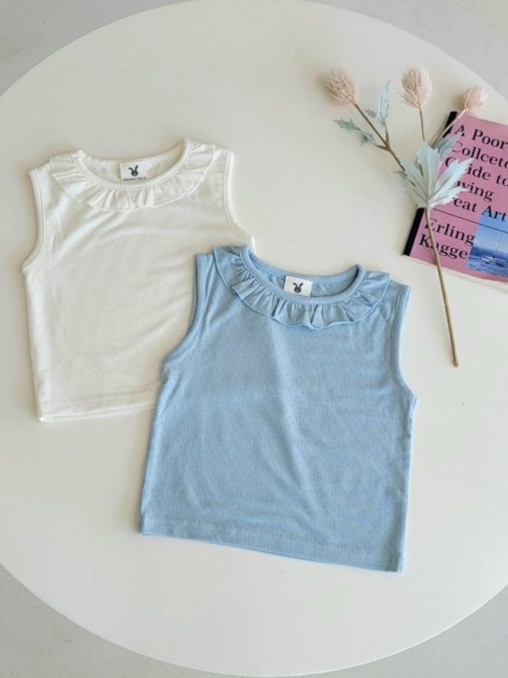 Frill Sleeveless Tee
