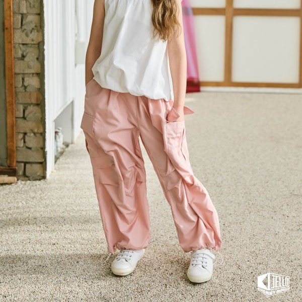 Wind Pocket Pants