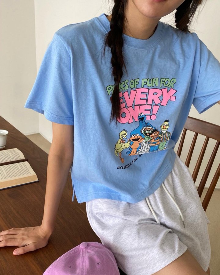 Every Crop Tee