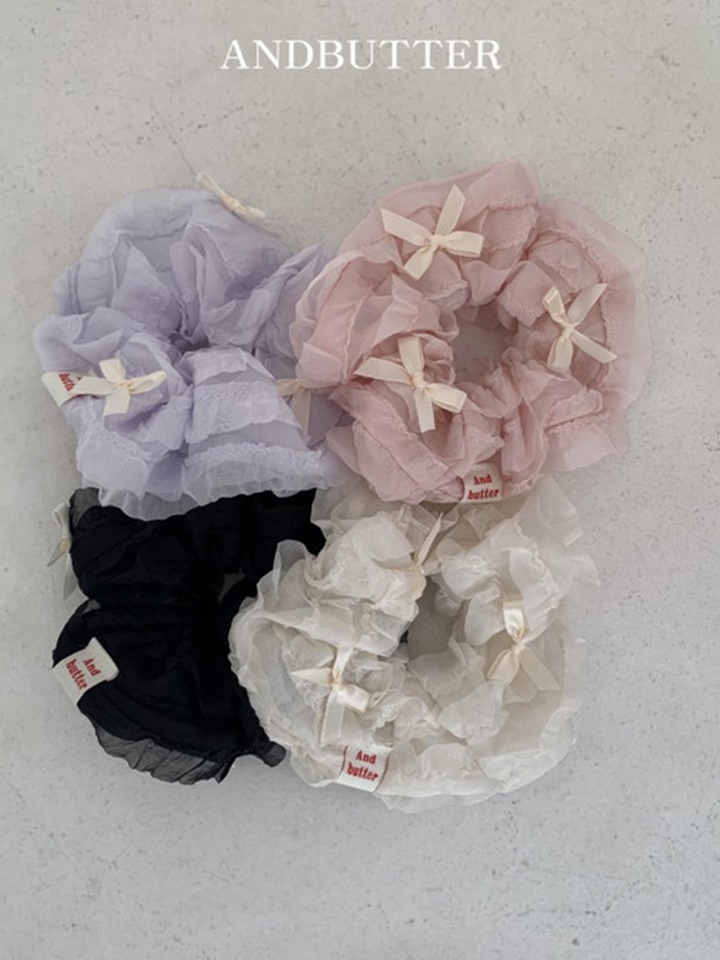Ribbon Scrunchy
