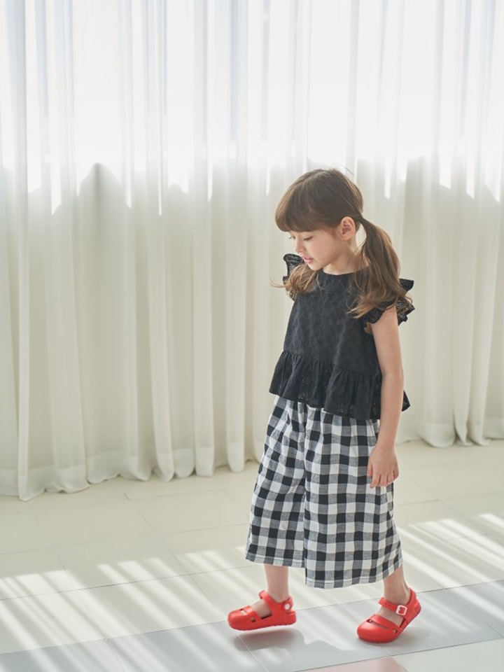 Check Wide Pants