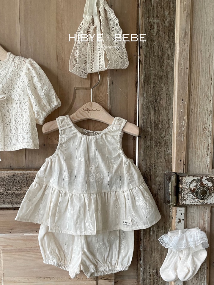 Anna Lace Top Bottom Set