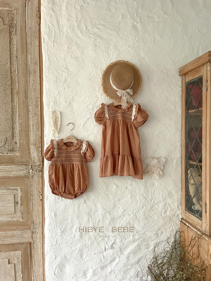 Beni Smocking One-Piece