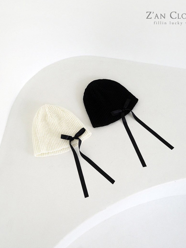 Long Ribbon Beanie